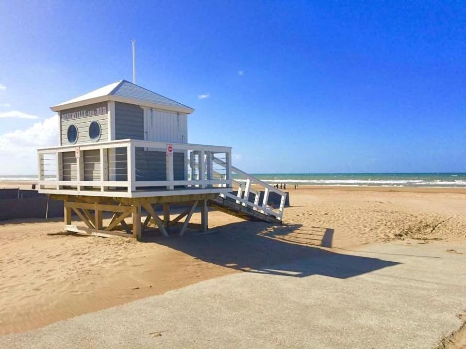 Lesparisnormands - Magnifique Vue Mer - Centre Et Plage Villers-sur-Mer Esterno foto
